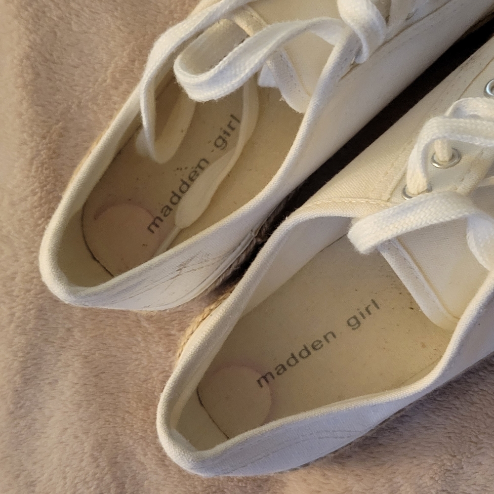 Madden girl sneakers